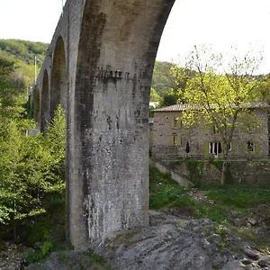 Maison Sous Le Pont Meyras